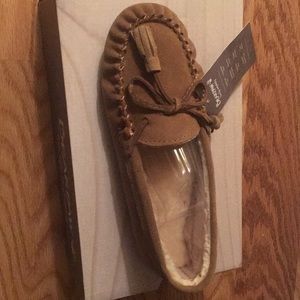 Fleece tassel moccasin in brown * sale!